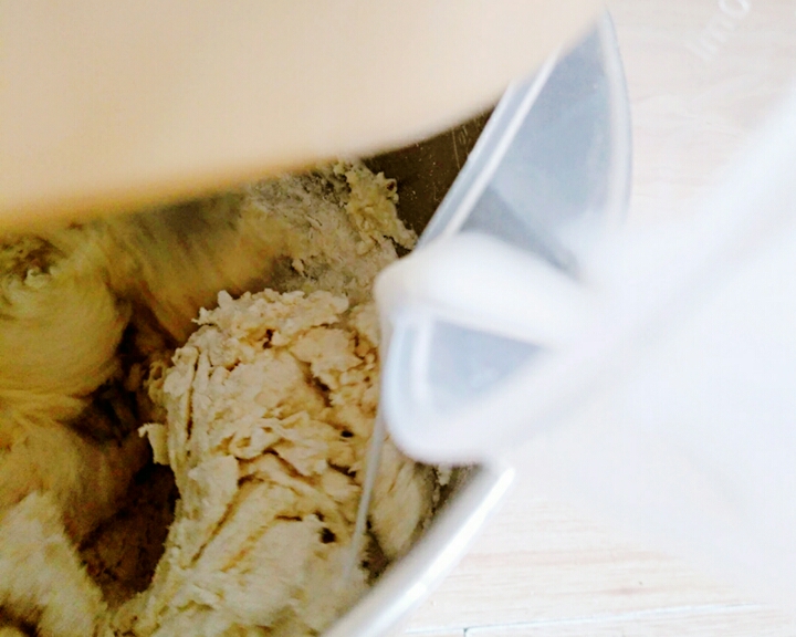 农庄豆渣花环面包的做法，妈妈们学会了吗？