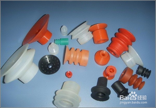 让吸盘挂钩吸的更牢固的诀窍