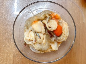 虾球炒芦笋烹饪方法