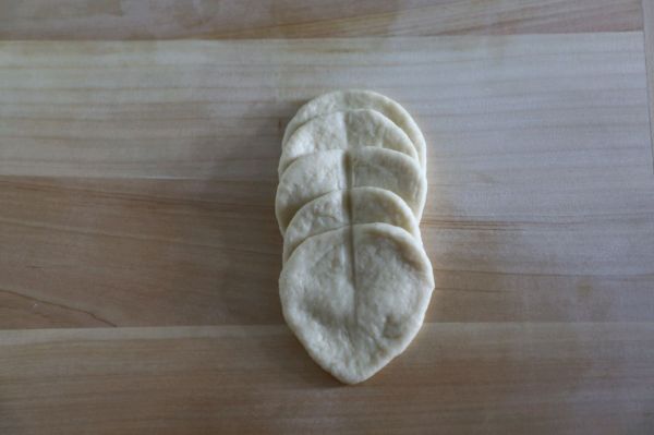 淡奶油玫瑰花面包