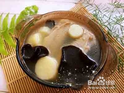 怎么做山药木耳鸭翅汤好吃?