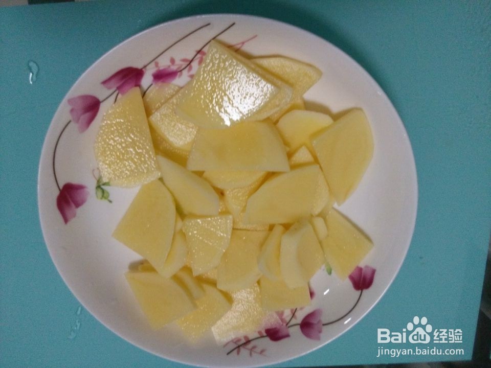 #美食# 家常青椒土豆片的简单做法