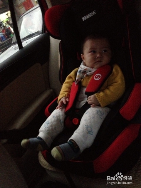 为什么要使用儿童安全座椅