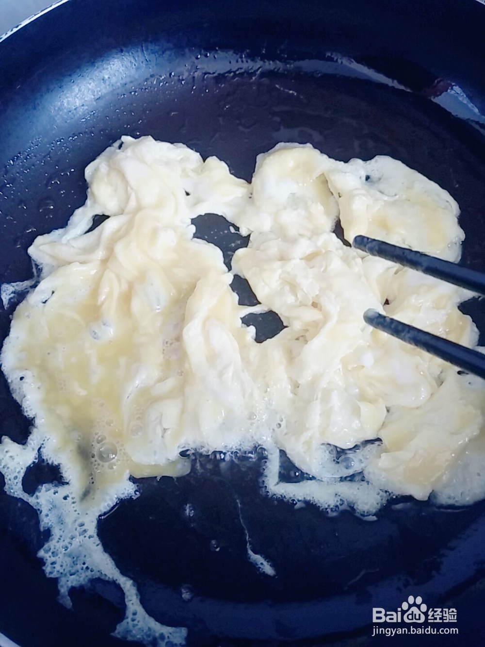 如何做一道好吃的韭菜炒鸡蛋?