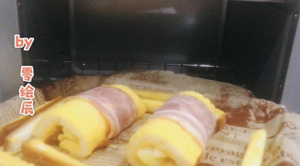 鸡蛋沙拉培根卷