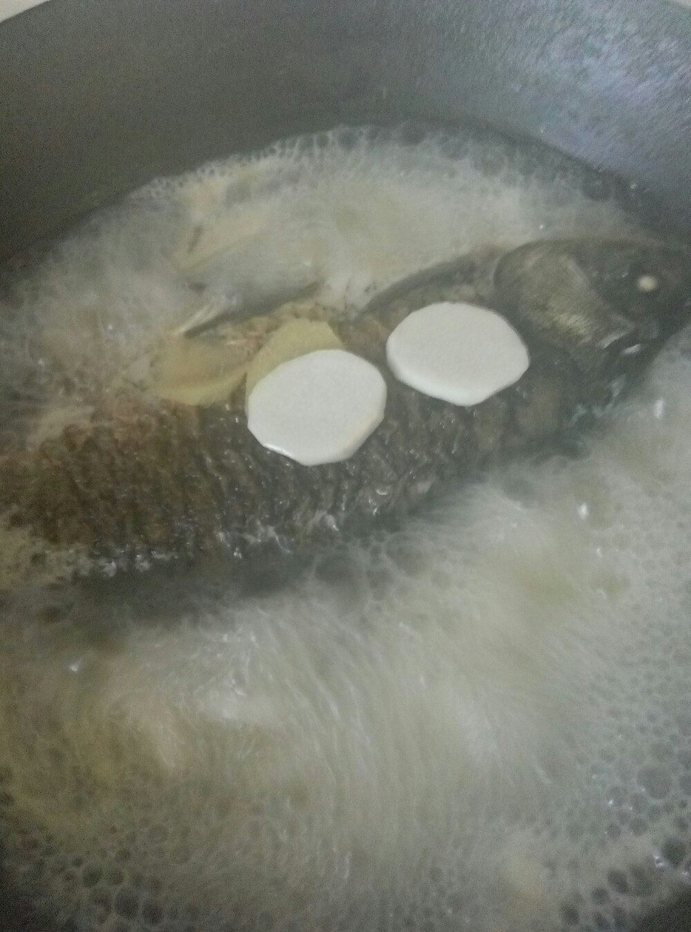 鲫鱼山药汤怎么做好吃，我教你呀