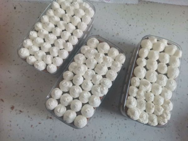 草莓可可盒子蛋糕