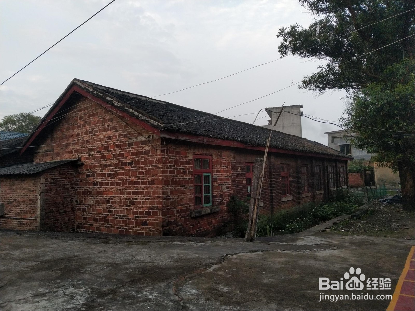 工程施工过程中卷材搭接应符合哪些设计规定？