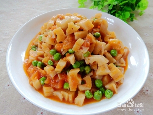 轻松几步剥番茄皮:茄汁藕丁