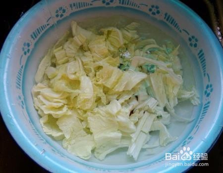 萝卜山药汤的做法