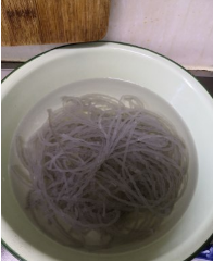 东北最爱的酸菜粉条炖排骨