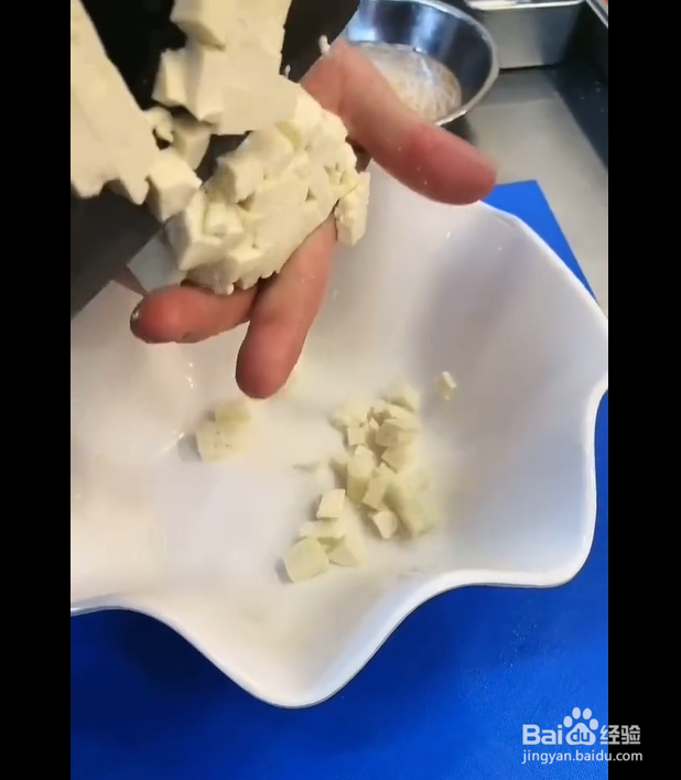 东北水豆腐鸡蛋韭菜汤怎么做