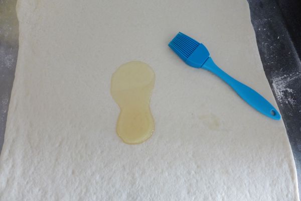 黑芝麻油盐花卷