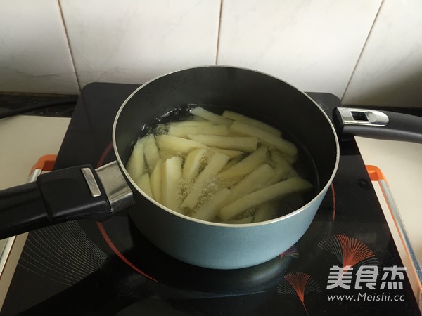 滋味土豆虾的做法
