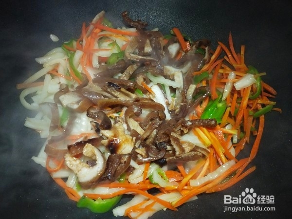 如何制作猪皮炒三丝