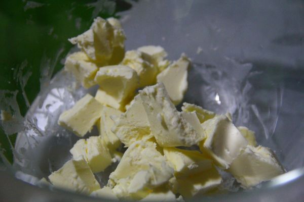 双色棋格奶油蛋糕