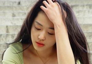 鱼尾纹多怎么除皱注意什么吃什么