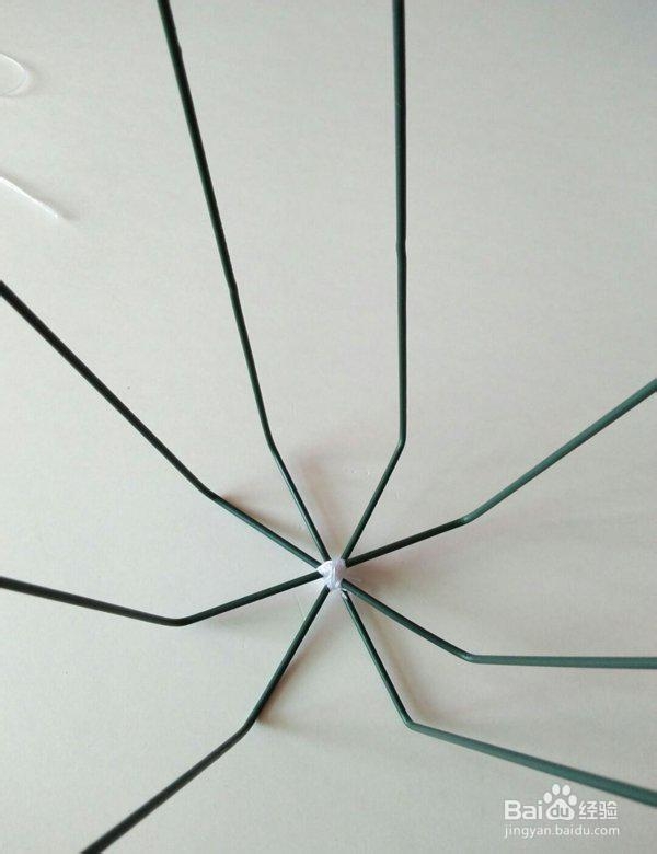 皱纹纸diy彩色手工笔筒