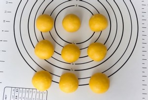 教你怎么做萌鸡奶黄面包