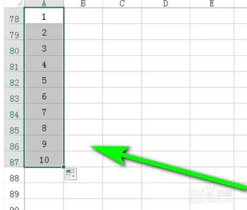 Excel表格如何使序号递增？