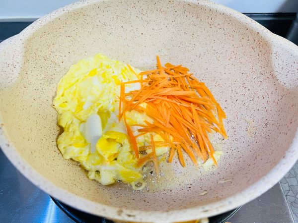 麻酱炖东北大拉皮