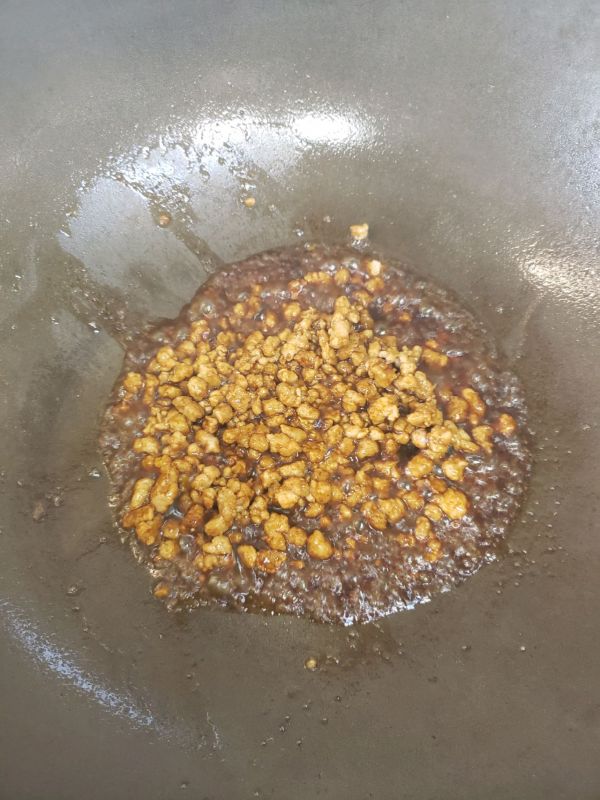 肉沫老黄瓜烧豌豆