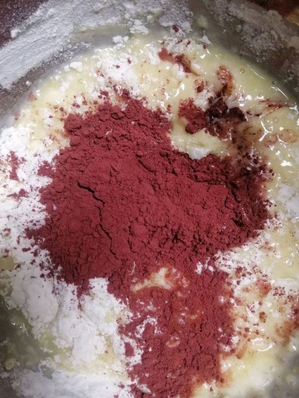 红丝绒麦芬蛋糕