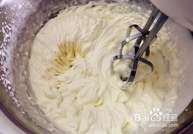 奶油纸杯蛋糕的做法 杯子蛋糕的制作教程