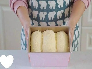 咸蛋黄吐司怎么做？