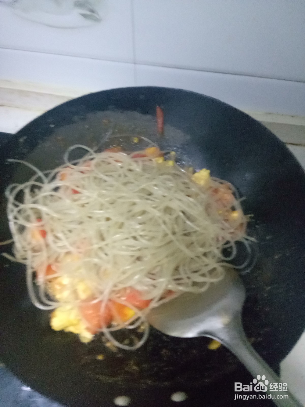 西红柿粉条鸡蛋汤
