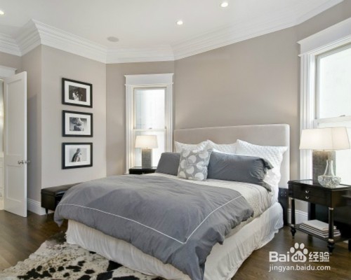 如何布置让卧室更加温馨