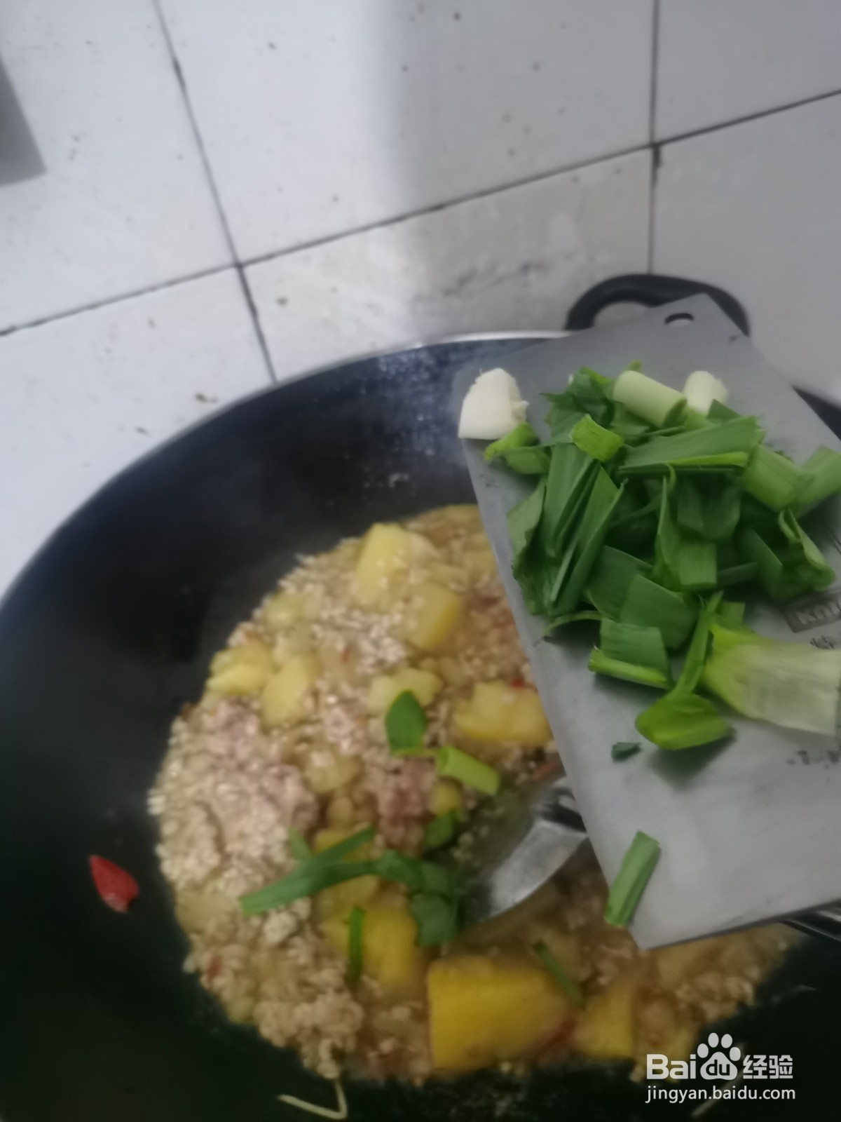 米豆腐如何煮肉末？