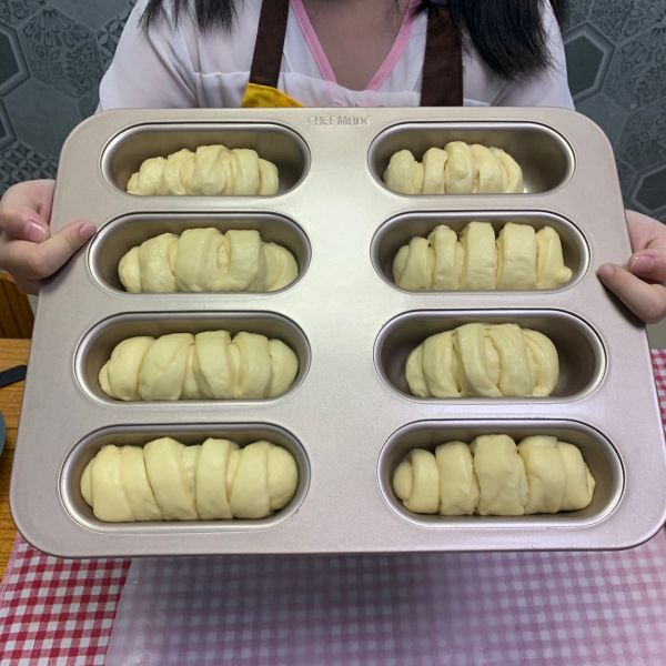 毛毛虫面包肉松火腿面包
