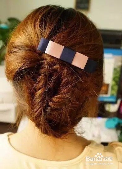 头发怎么扎好看?老是披头散发可不好