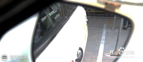 科目三练车时为什么会“跑偏”？应如何克服？