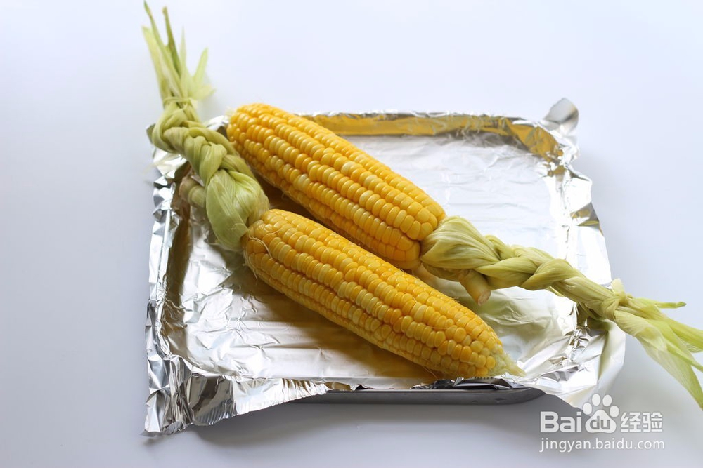 烤箱黑椒奶香玉米棒