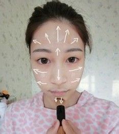 怎样画绿色眼线+渐变水润唇小清新妆