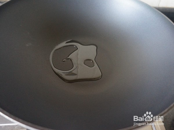 荠菜炒肉丝怎么做？