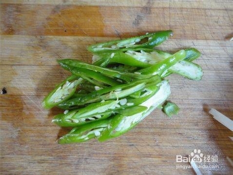 家常小菜土豆丝如何炒更脆爽可口