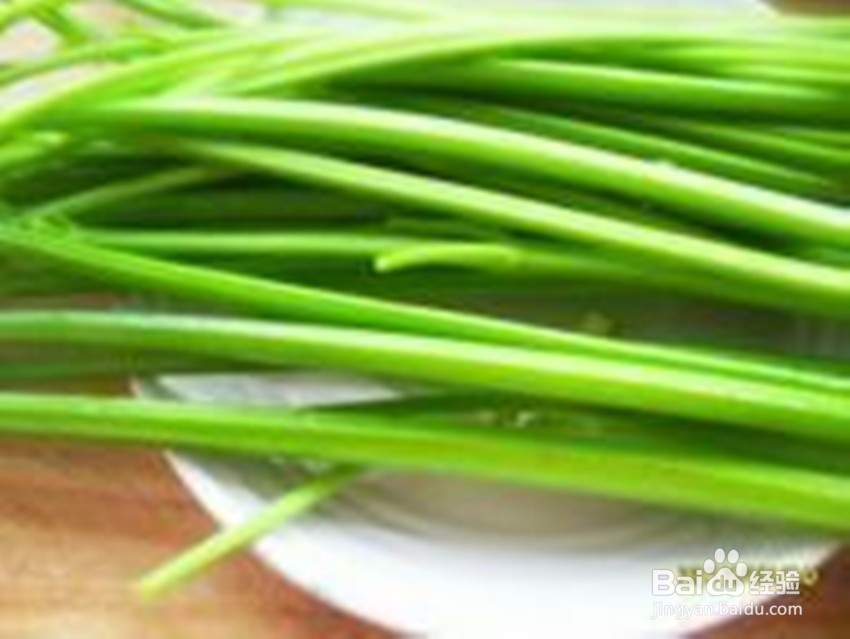 过年芹菜炒肉的做法