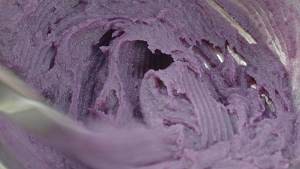 跳跳糖配芸豆紫薯卷