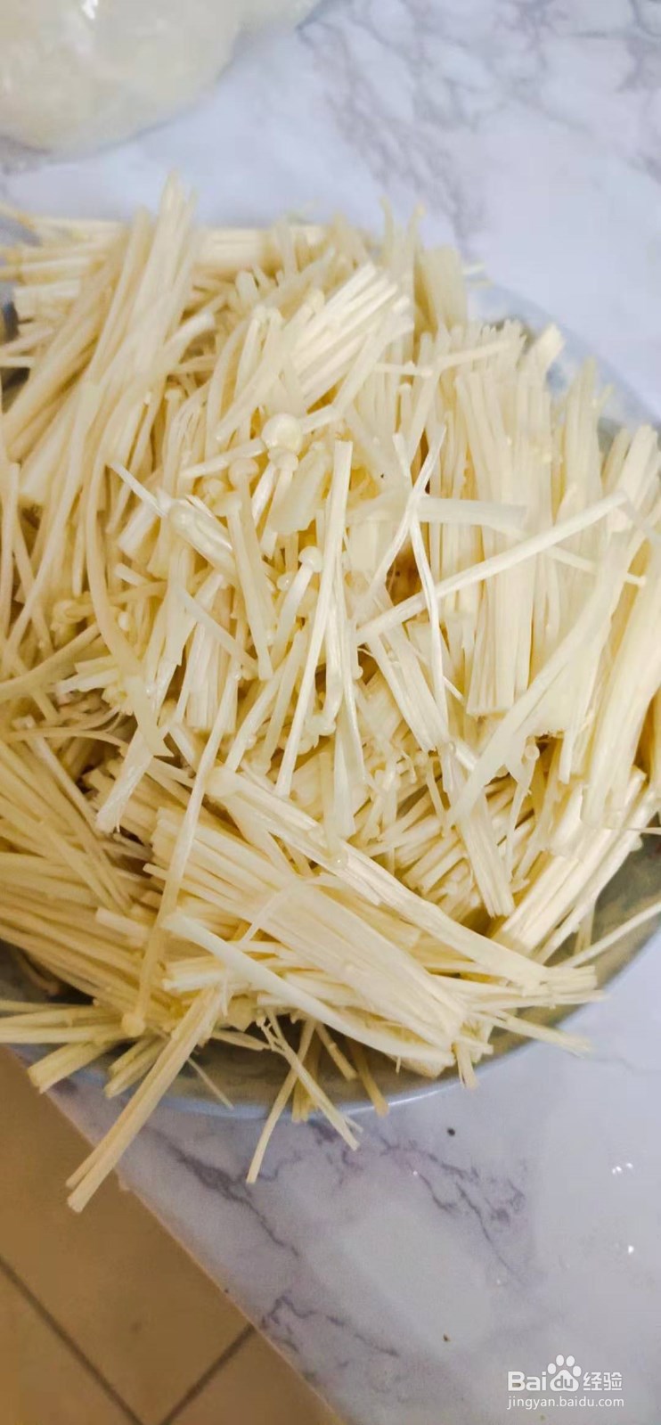 金针菇炒鸡蛋的制作方式