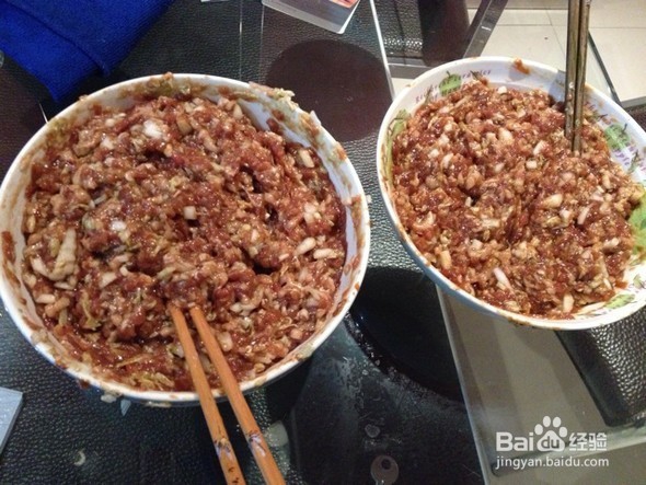 如何调出软滑鲜嫩的饺子馅？冬至吃饺子必备