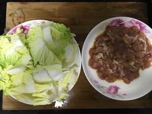 养生食补白菜炒肉