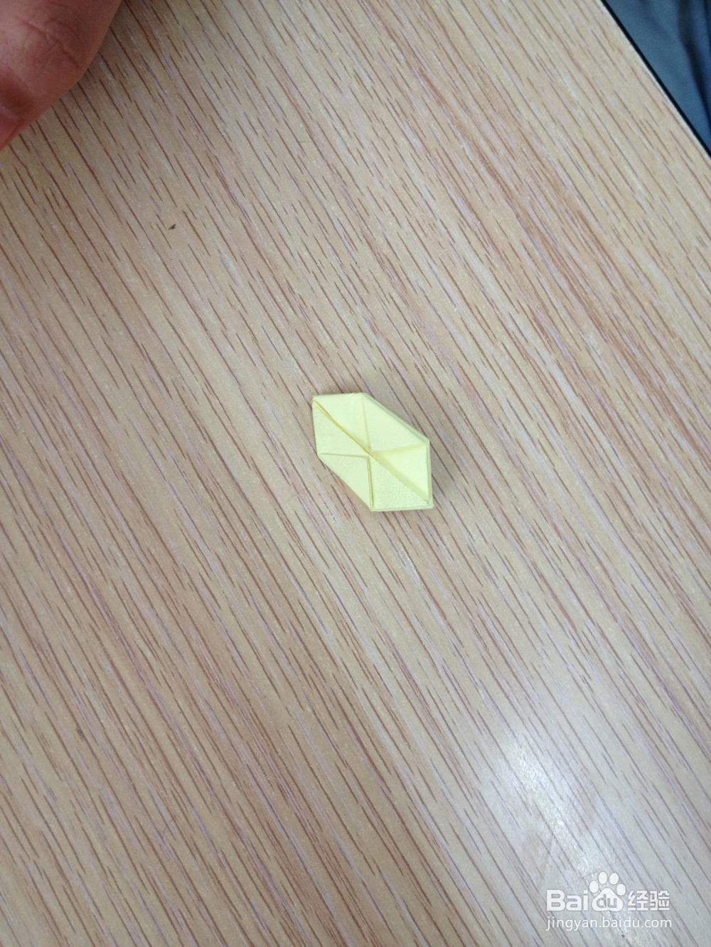 如何折出可爱的皮卡丘