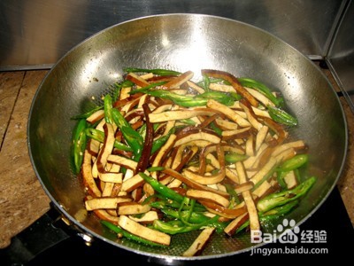 青椒豆腐干的家常做法