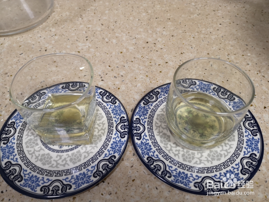 吃光光的青柠绿茶养乐多