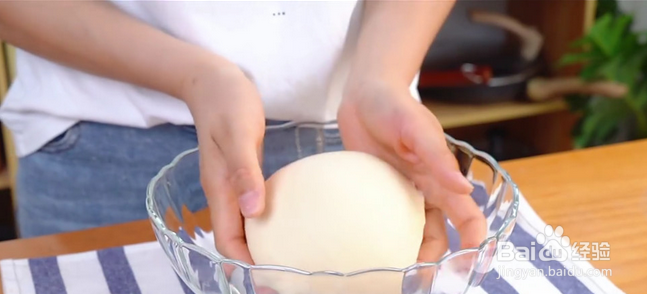 蜂蜜脆皮小面包怎么做