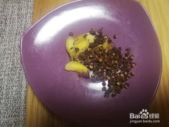 配料超简单的红烧仔鸡