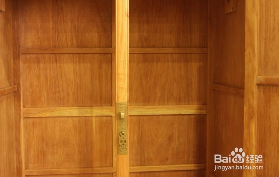 实木衣柜如何辨别质量好坏?
